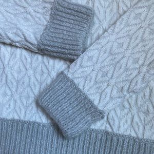 Loft two tone patterned sweater